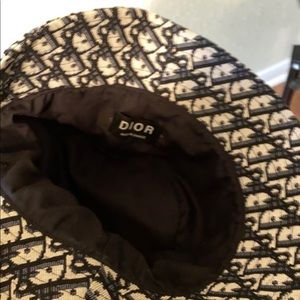 Christian Dior | Short brim bucket hat